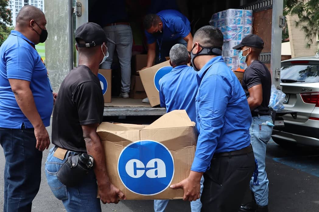 Donaciones a los damnificados por las inundaciones 2