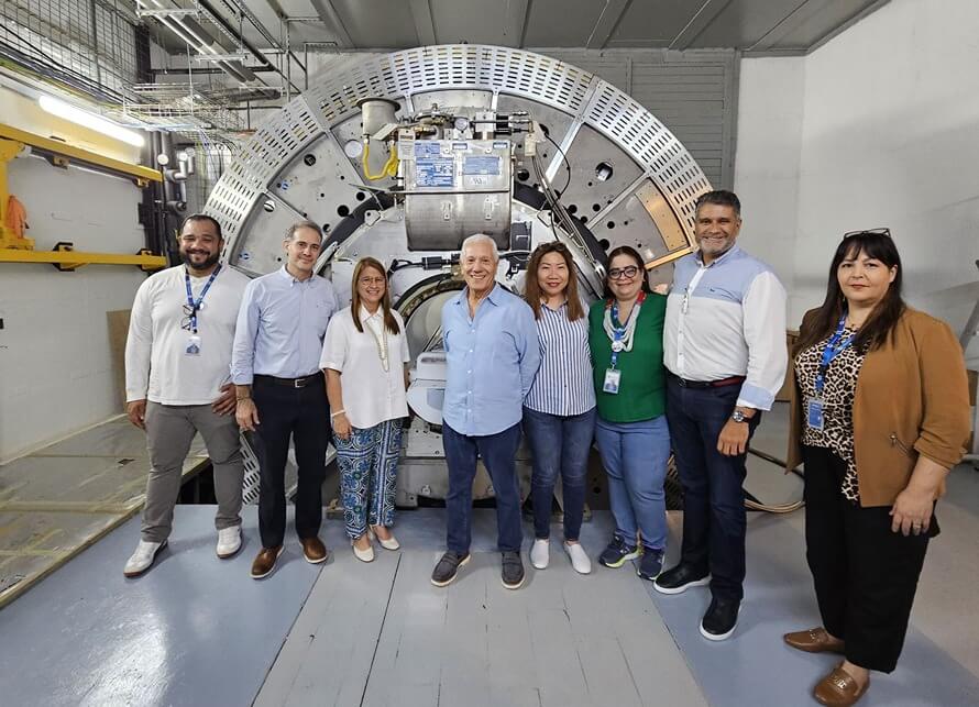 Visita al Hospital de Cancerología y la Ciudad de la Salud